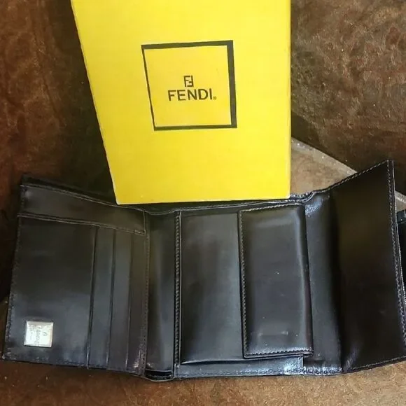 Fendi Zucca Wallet - Picture 2 of 12